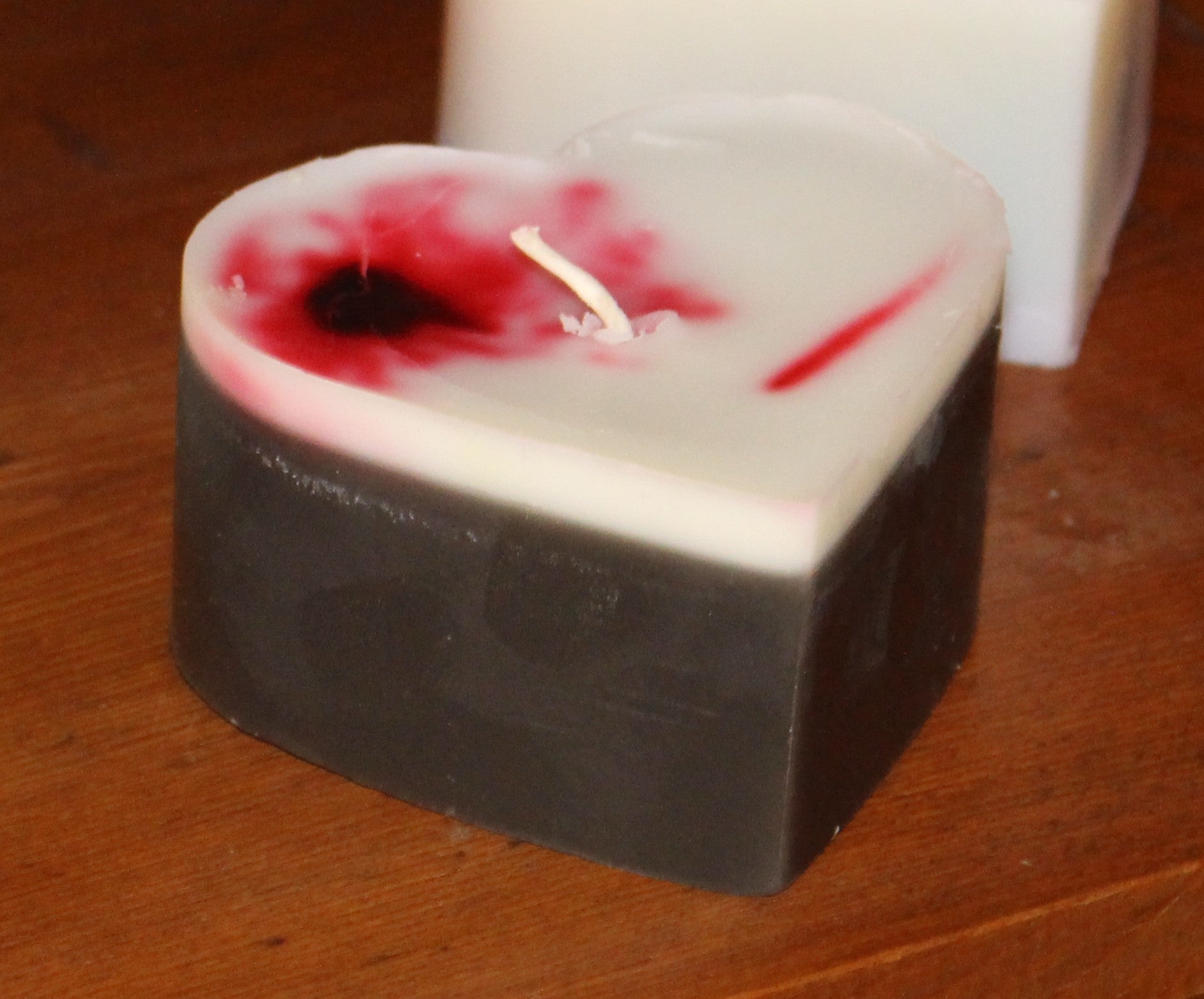 Heart Beeswax 2 Tone Red Coconut Wax Mix